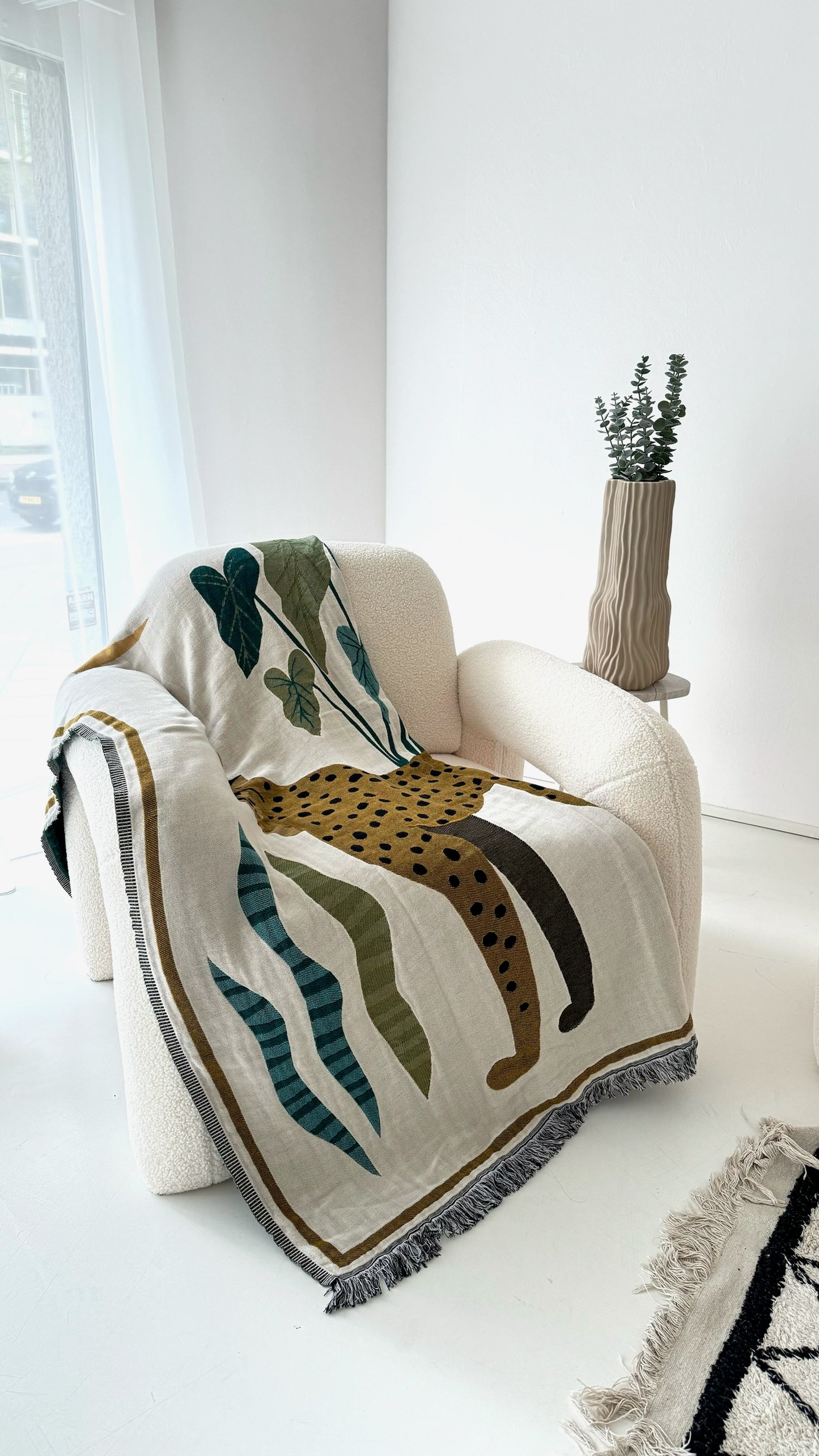 Sahara Couch Throw - 100% cotton, jacquard couch throw with cheetah in nature pattern tones, different on each side
